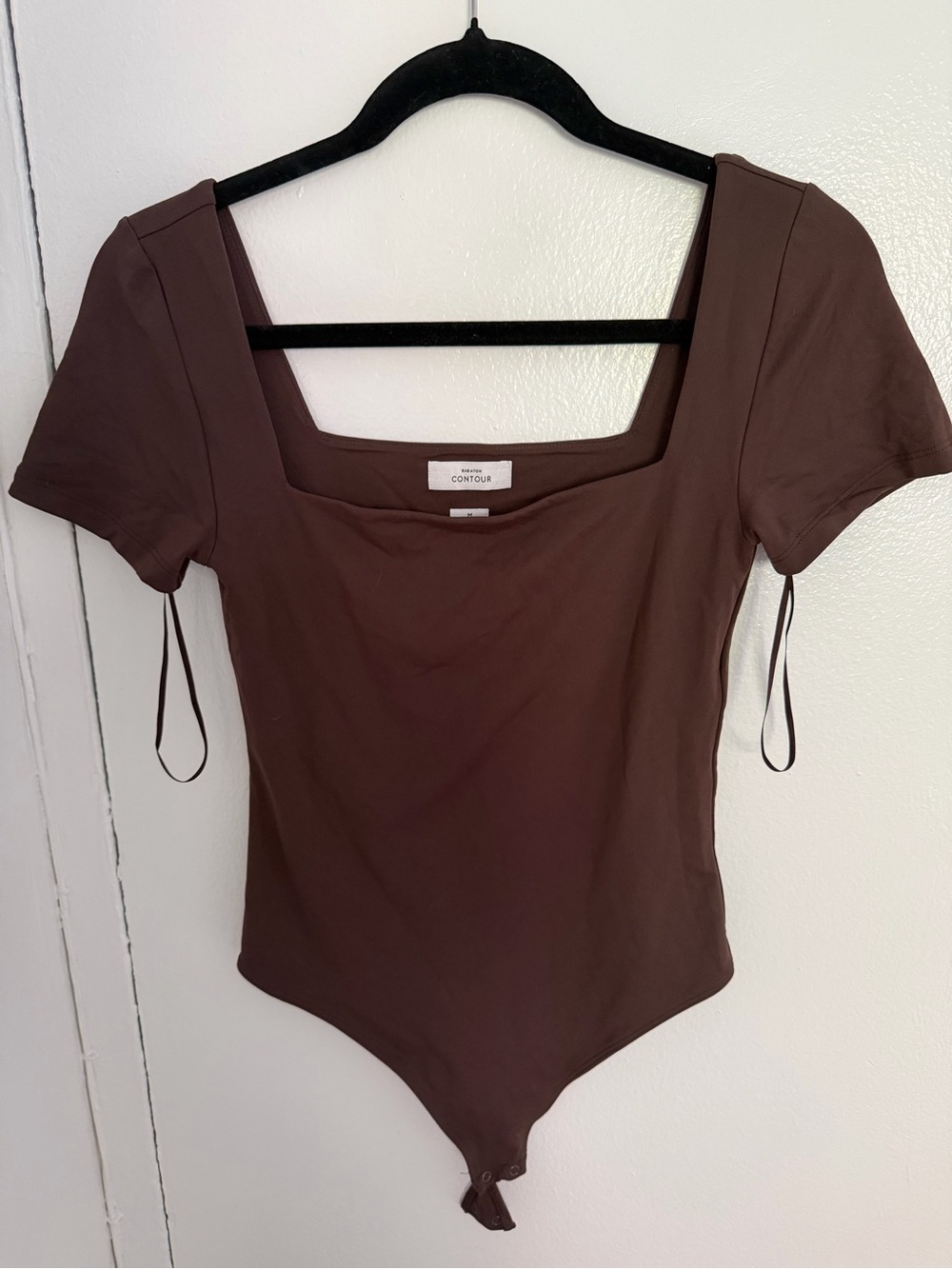 Aritzia Babaton Brown Square-Neck Bodysuit -